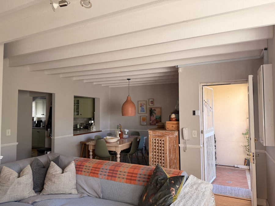 To Let 3 Bedroom Property for Rent in Wynberg Upper Western Cape